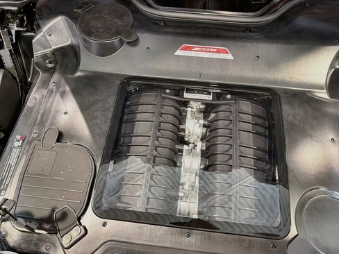 Used 2025 Chevrolet Corvette Z06 RWD image 29