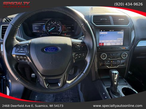 Used 2017 Ford Explorer XLT w/ Equipment Group 202A image 15
