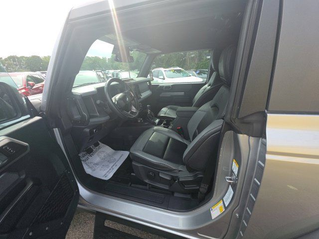 Used 2024 Ford Bronco Big Bend w/ Sasquatch Package AWD/4WD image 4
