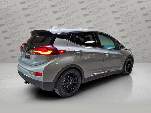 Used 2020 Chevrolet Bolt LT image 8