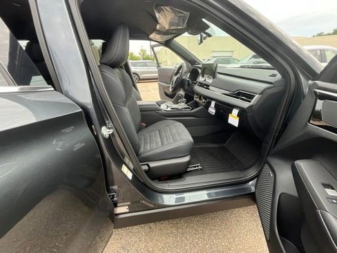 New 2026 Mitsubishi Outlander LE FWD image 14