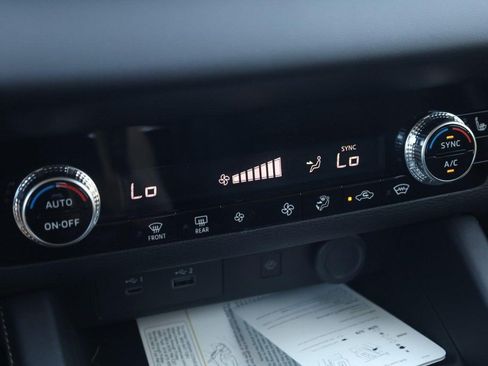 New 2026 Nissan Rogue SL AWD/4WD image 16