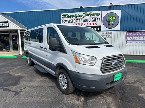 Used 2017 Ford Transit 350 XLT image 1