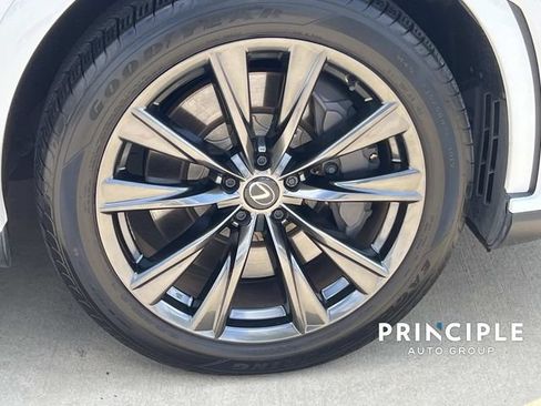Used 2024 Lexus RX 350 F Sport w/ Convenience Package AWD/4WD image 3