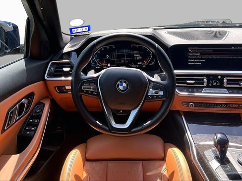 Used 2022 BMW 330i Sedan w/ Premium Package 2 RWD image 15