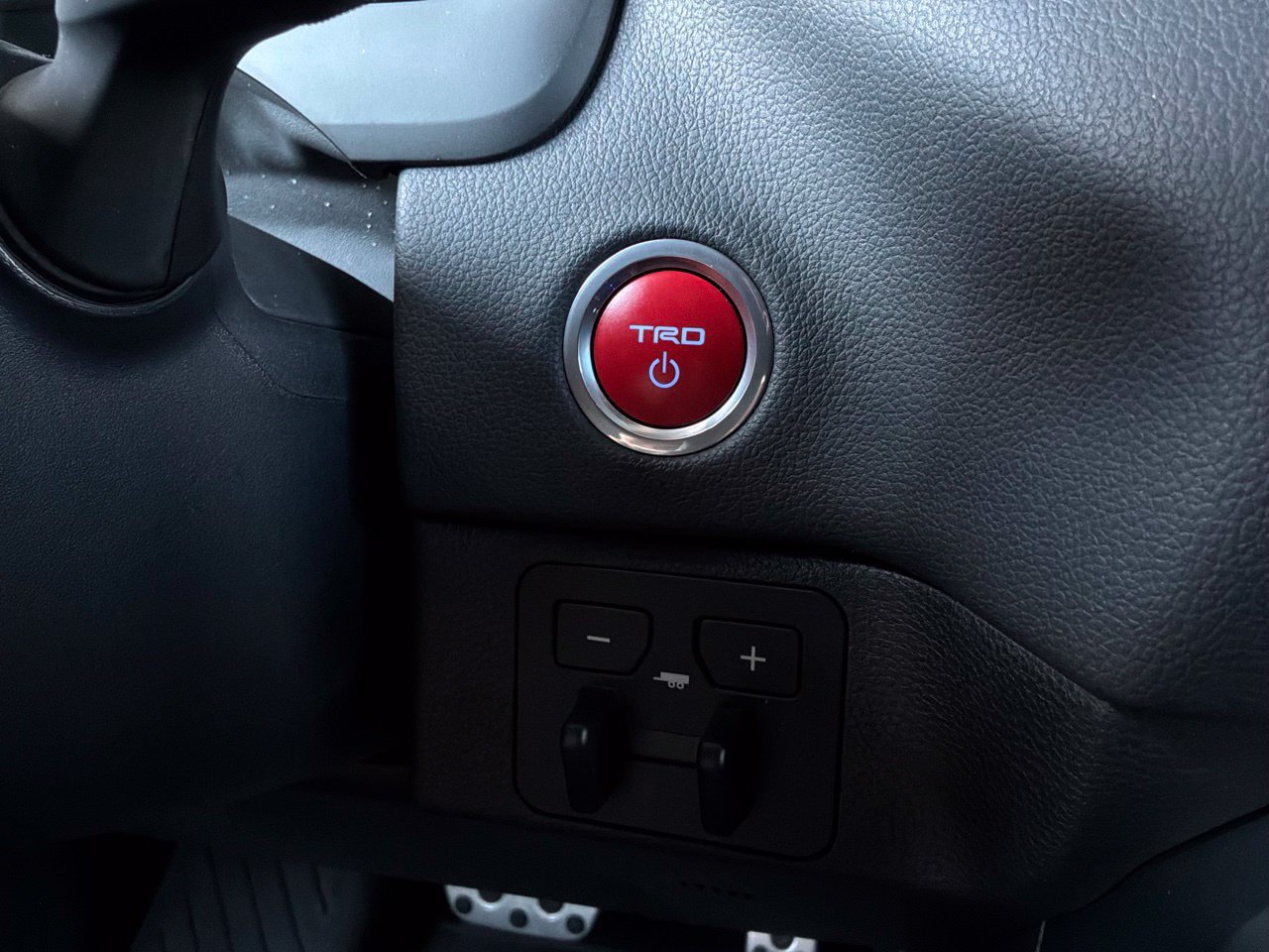 Used 2024 Toyota Tundra TRD Pro AWD/4WD image 43