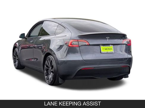 Used 2022 Tesla Model Y Performance AWD/4WD image 7