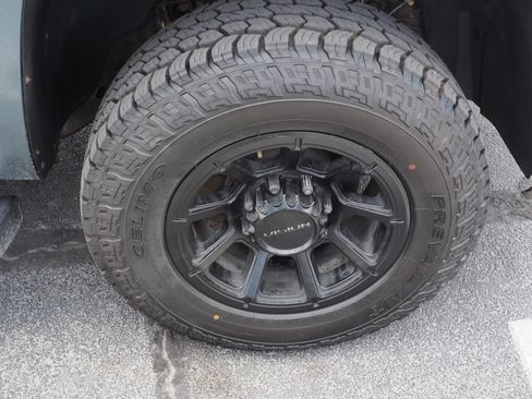 Used 2007 Chevrolet Silverado 2500 LT w/ Suspension Package, Off-Road AWD/4WD image 9