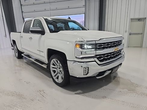 Used 2018 Chevrolet Silverado 1500 LTZ image 10