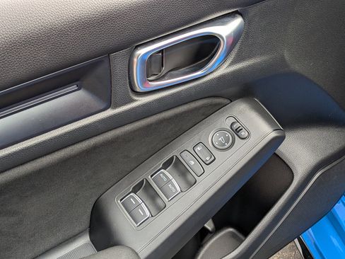 Used 2025 Honda Civic Type R image 9
