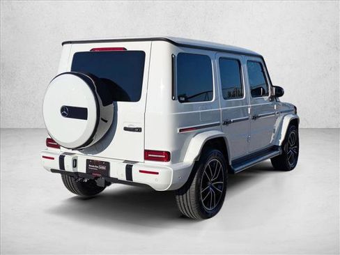 Used 2022 Mercedes-Benz G 550 image 5