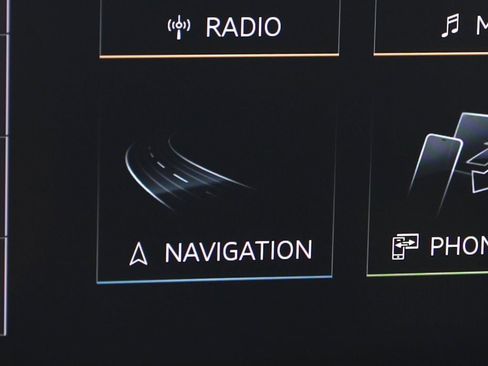 Used 2024 Audi Q5 e Premium Plus image 12