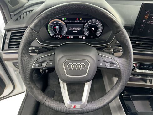 Used 2025 Audi Q5 e Premium Plus image 17
