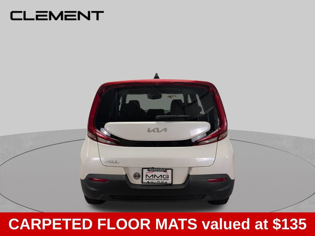 Used 2022 Kia Soul S FWD image 4