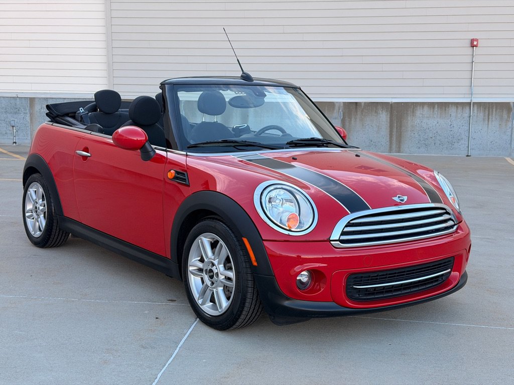 Used 2012 MINI Cooper Convertible FWD image 1