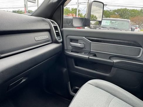 Used 2021 RAM 2500 Big Horn AWD/4WD image 33