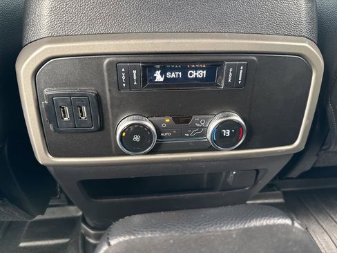 Used 2019 Ford Expedition XLT w/ Equipment Group 201A image 21