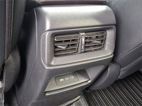 Used 2024 Honda CR-V EX-L image 11