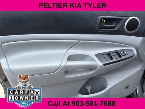 Used 2013 Toyota Tacoma PreRunner image 18