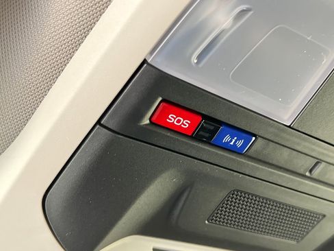 New 2026 Subaru Crosstrek 2.0i Premium AWD/4WD image 33