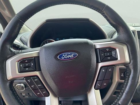 Used 2020 Ford F150 Lariat w/ Equipment Group 502A Luxury image 20