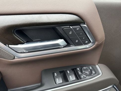 New 2026 GMC Sierra 3500 Denali w/ Denali Reserve Package image 15