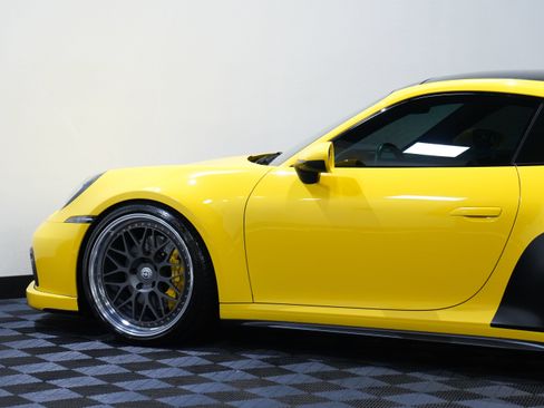Used 2020 Porsche 911 Carrera 4S w/ Sport Package AWD/4WD image 19