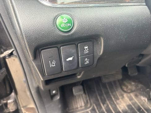 Used 2016 Honda CR-V Touring image 15