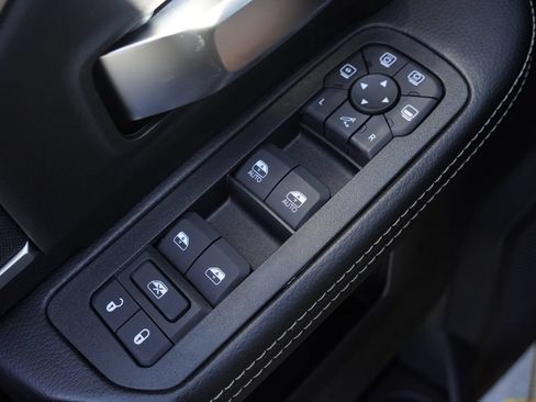 New 2026 RAM 2500 Big Horn AWD/4WD image 12