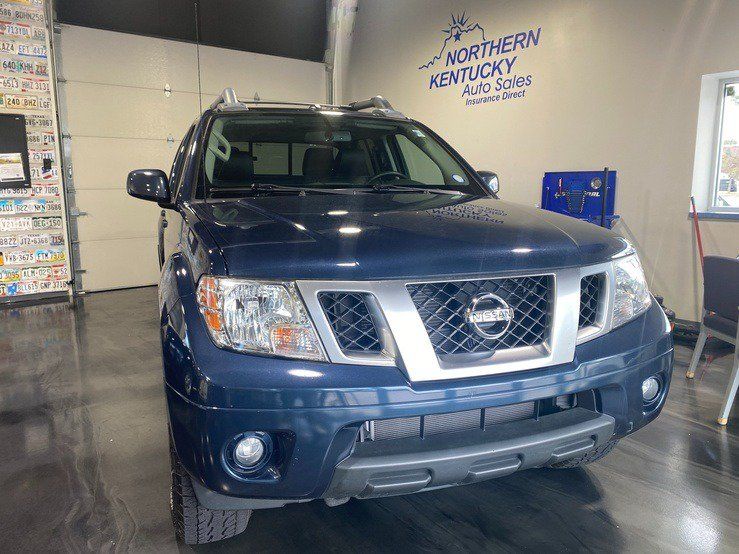Used 2020 Nissan Frontier PRO-4X w/ Pro-4x Utility Package AWD/4WD image 3