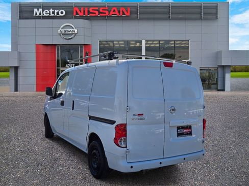 Used 2019 Nissan NV200 SV w/ Navigation Package image 4