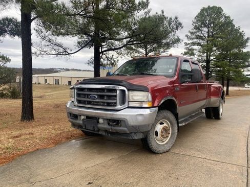 Used 2002 Ford F350 Lariat image 3