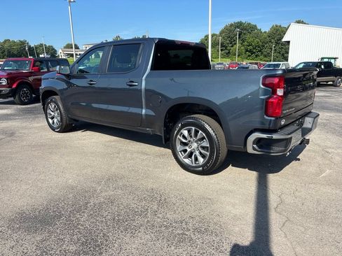 Used 2022 Chevrolet Silverado 1500 LT w/ Z71 Off-Road Package AWD/4WD image 7