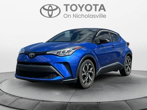 Used 2020 Toyota C-HR XLE FWD image 1
