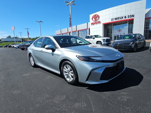 Certified 2025 Toyota Camry LE w/ Convenience Package FWD image 1