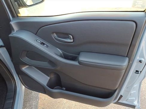 New 2026 Nissan Frontier SV image 21