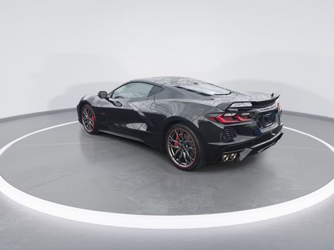 Used 2023 Chevrolet Corvette Stingray Premium Cpe w/ Z51 Performance Package RWD image 6