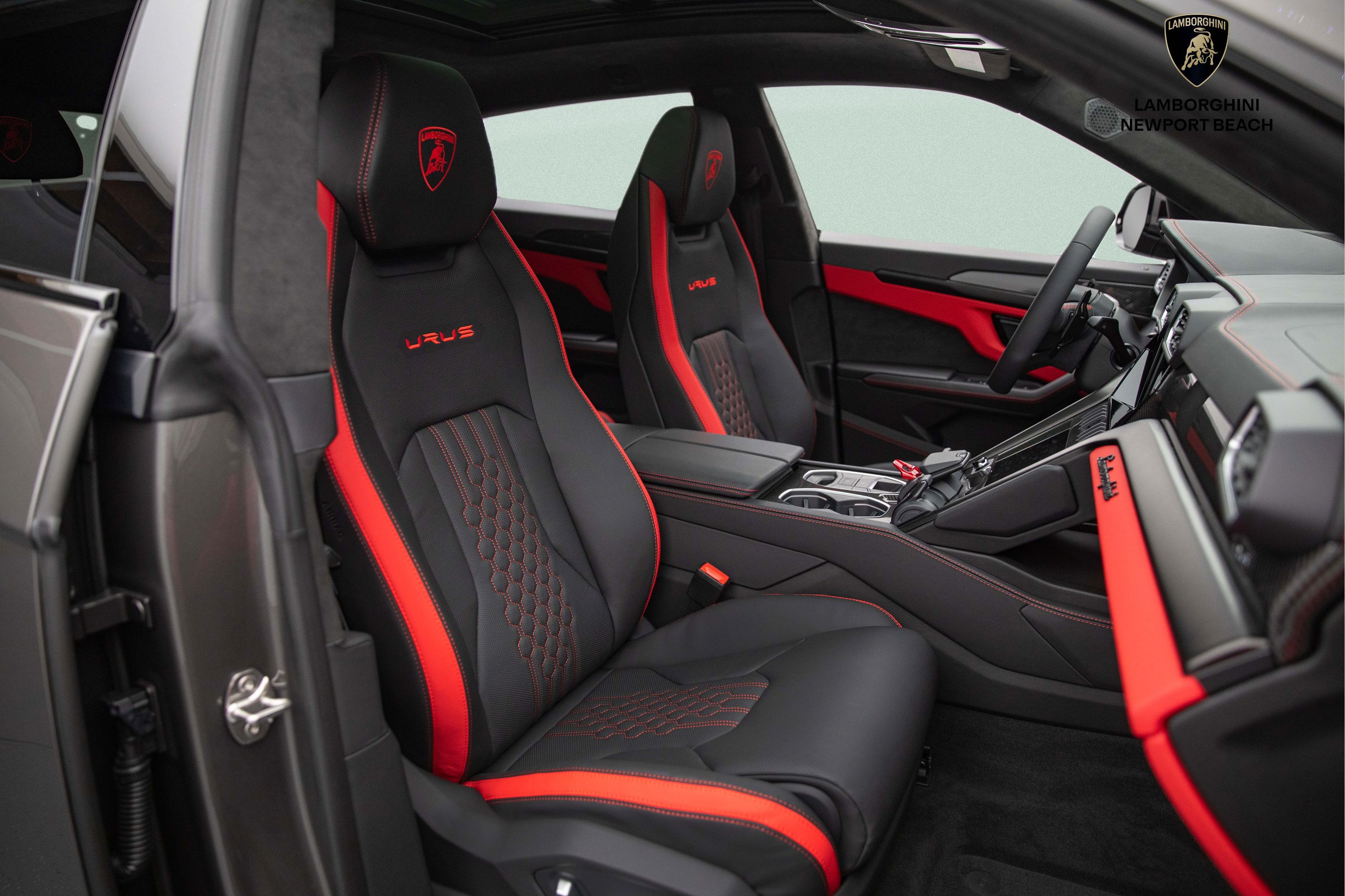 Used 2024 Lamborghini Urus S AWD/4WD image 10