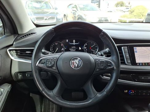 Used 2021 Buick Enclave Avenir w/ Avenir Technology Package image 18