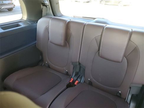 New 2025 Volkswagen ID. Buzz Pro S image 15