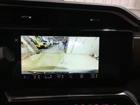 New 2024 GMC Sierra 2500 Denali Ultimate image 47