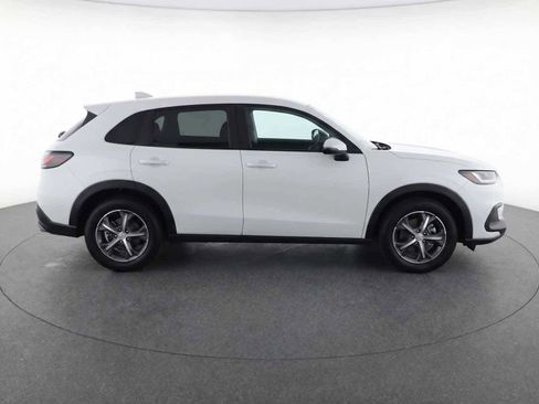 Used 2024 Honda HR-V EX-L image 8