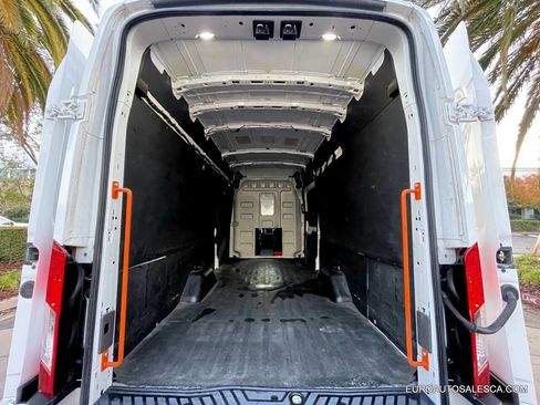 Used 2022 Ford Transit 250 148 High Roof Extended w/ Load Area Protection Package image 16