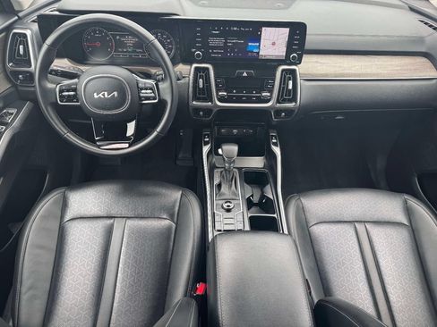 Used 2023 Kia Sorento S AWD/4WD image 11