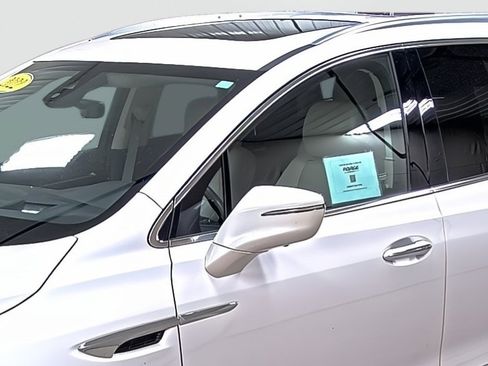 Certified 2022 Buick Enclave Premium w/ Experience Buick Package image 7