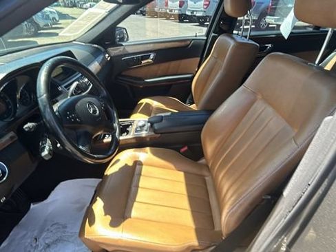 Used 2011 Mercedes-Benz E 350 Sedan image 17