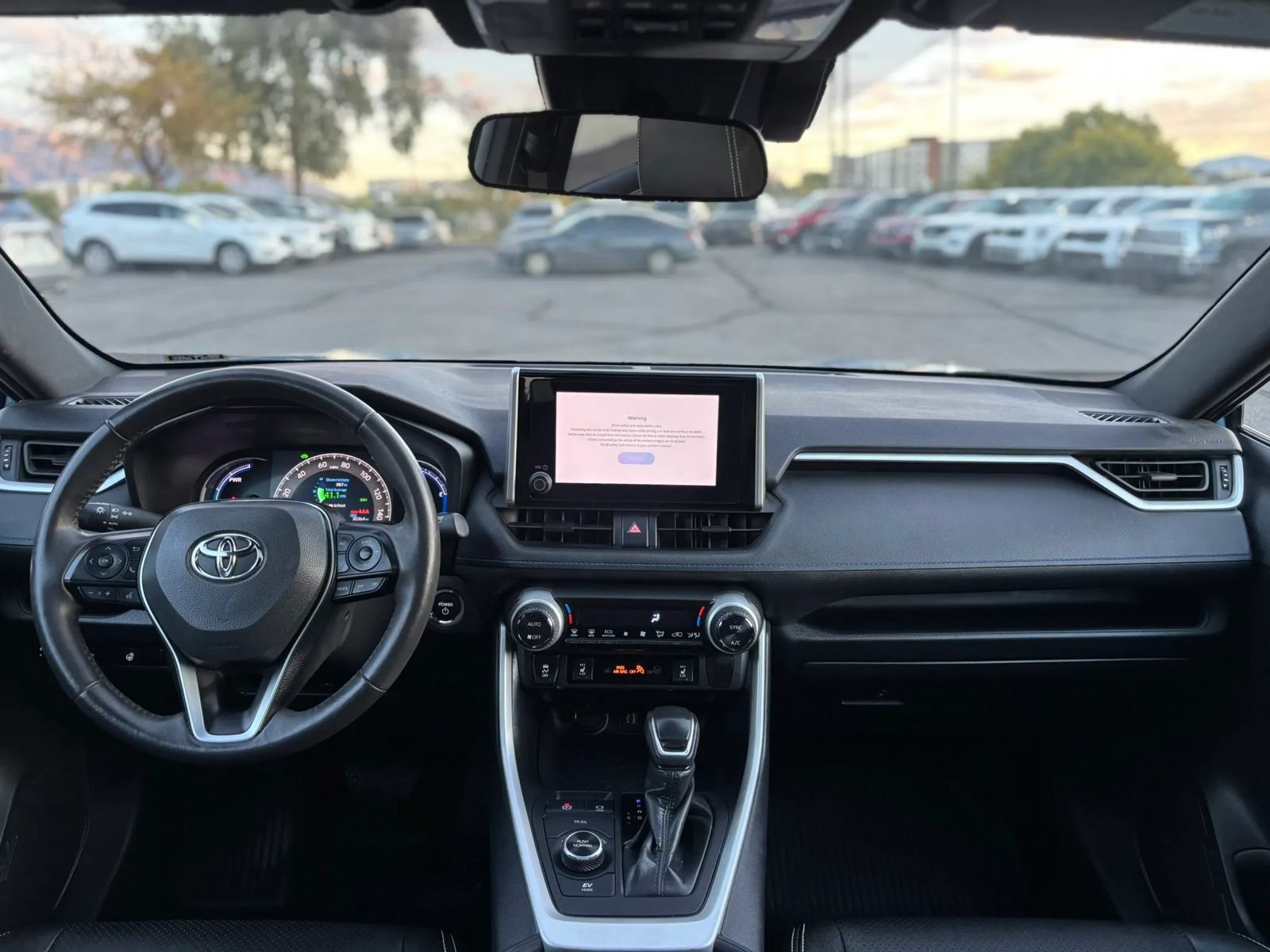 Used 2025 Toyota RAV4 SE w/ Convenience Package AWD/4WD image 13
