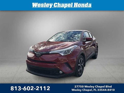 Used 2018 Toyota C-HR XLE image 1