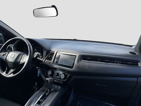 Used 2019 Honda HR-V Sport image 31