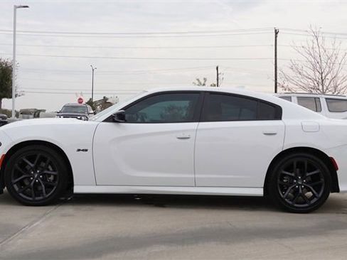 Used 2023 Dodge Charger R/T w/ Blacktop Package image 6
